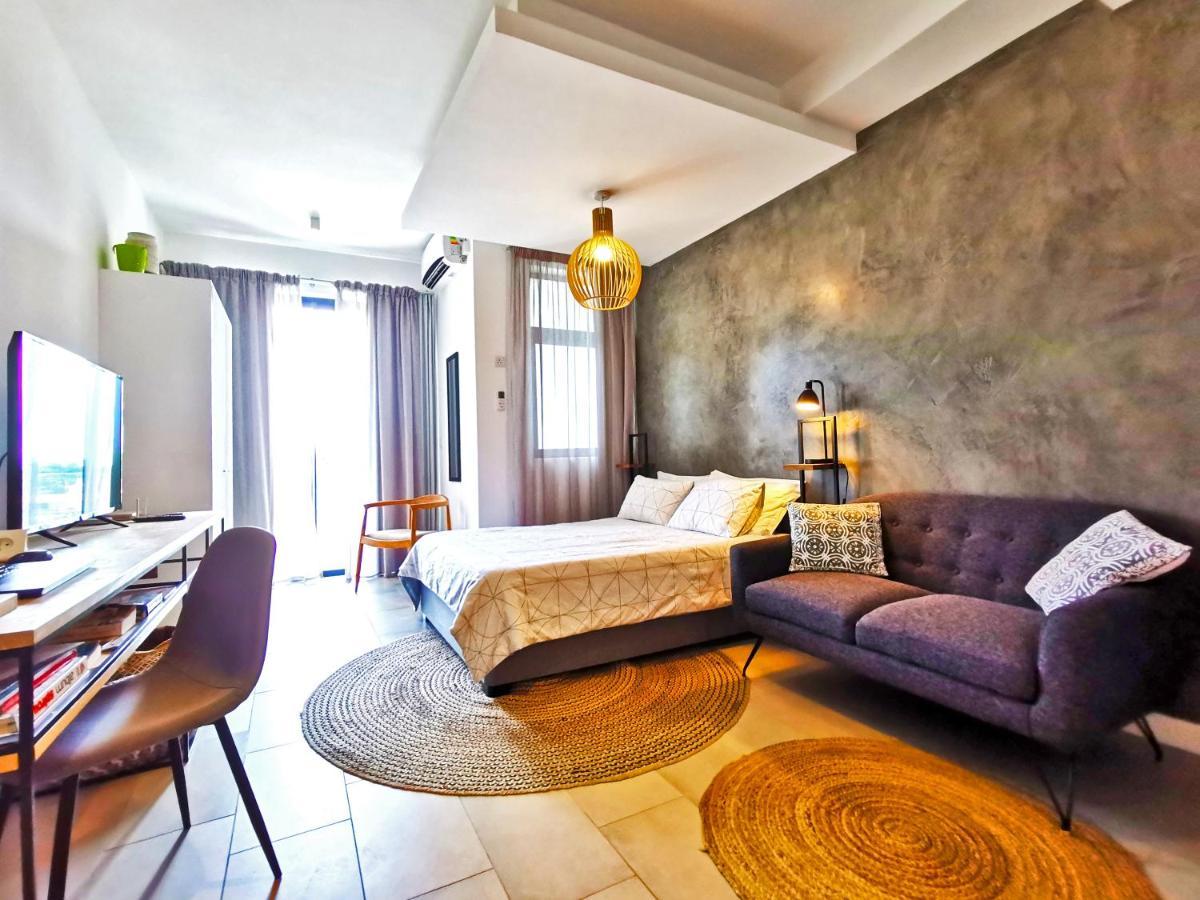 Avya'S Studio 113 At Ebene Square, Ebene Катр-Борн Екстер'єр фото