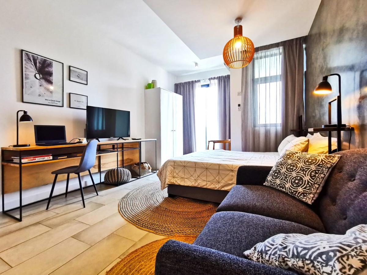 Avya'S Studio 113 At Ebene Square, Ebene Катр-Борн Екстер'єр фото
