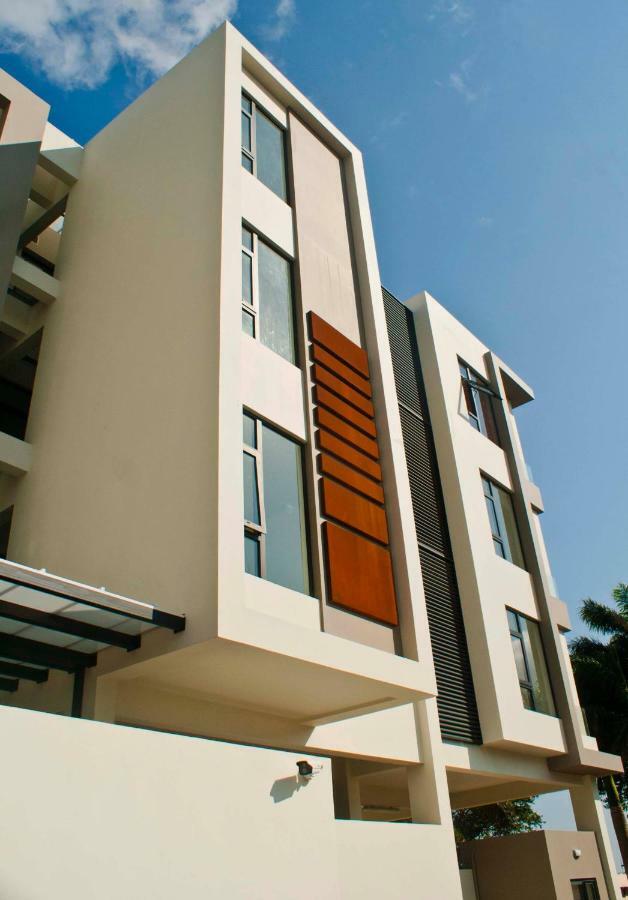 Avya'S Studio 113 At Ebene Square, Ebene Катр-Борн Екстер'єр фото